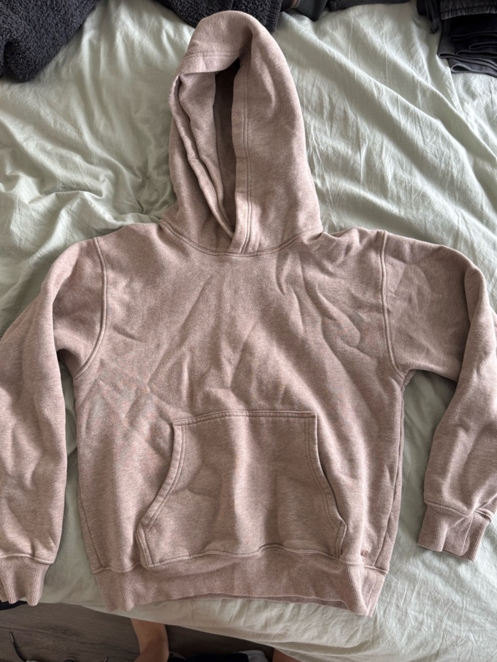 TNA Beige Sweatfleece Cozy Fleece Perfect Fit Hoodie
Reposh, never worn